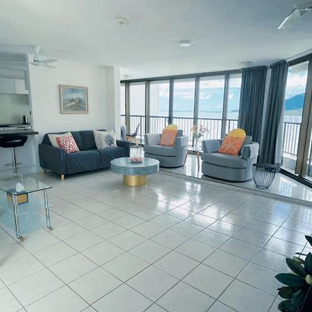 Cairns Ocean View Apartment In Aquarius Екстериор снимка